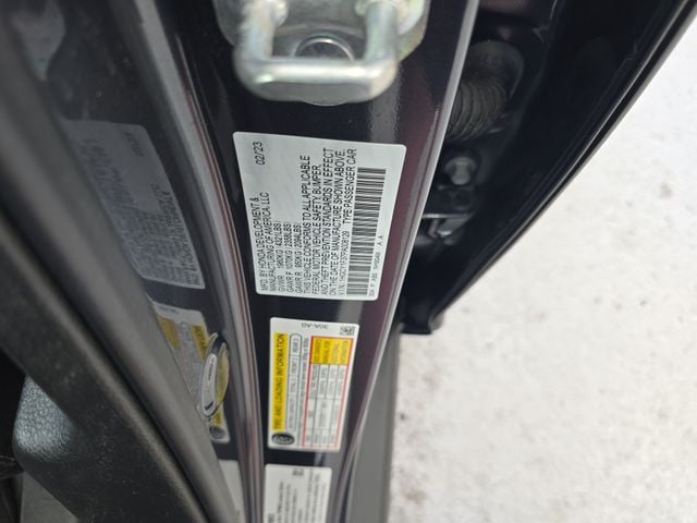 Pre-Owned 2023 Honda Accord EX - photo - 14