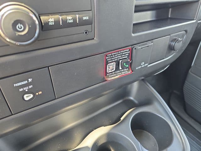 New 2026 Chevrolet Express 2500 Work Van - photo - 19