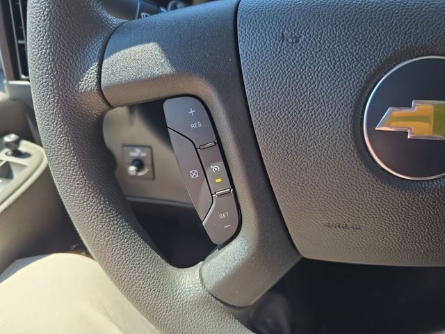 New 2026 Chevrolet Express 2500 Work Van - photo - 14