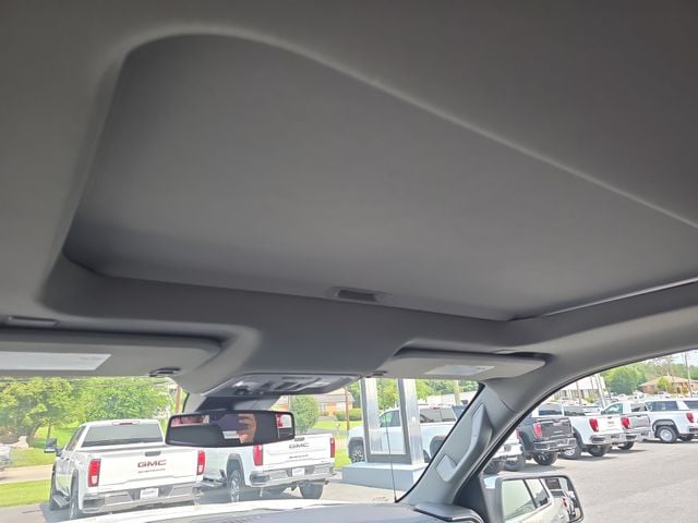 New 2026 GMC Sierra 1500 SLT - photo - 12