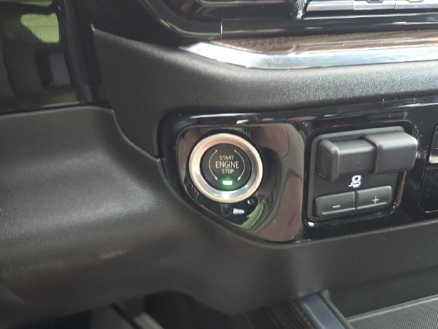 Pre-Owned 2024 Chevrolet Silverado 1500 RST - photo - 23