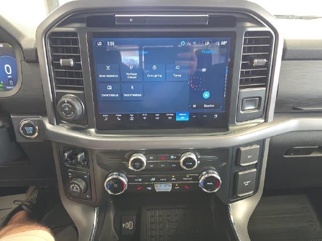 Pre-Owned 2025 Ford F-150 XLT - photo - 14