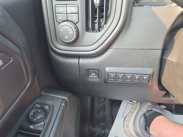 New 2026 Chevrolet Silverado 3500HD Work Truck - photo - 15