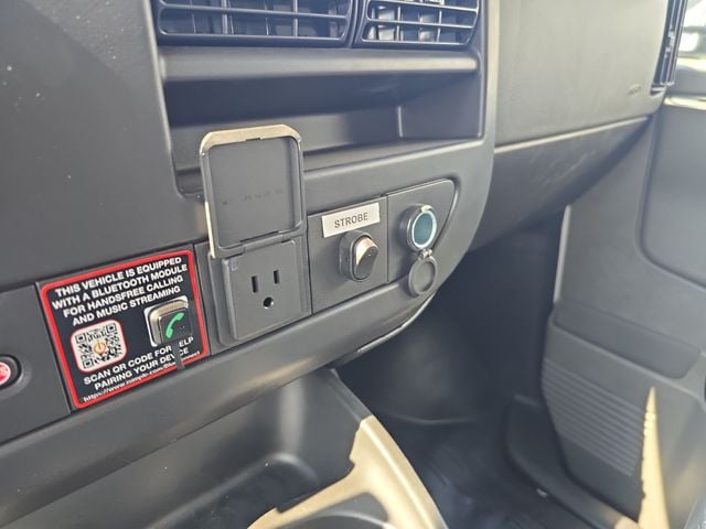New 2026 Chevrolet Express 3500 Work Van - photo - 20