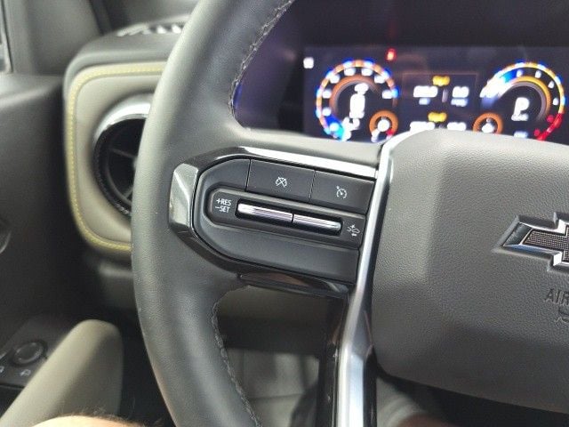 Pre-Owned 2023 Chevrolet Colorado ZR2 - photo - 18