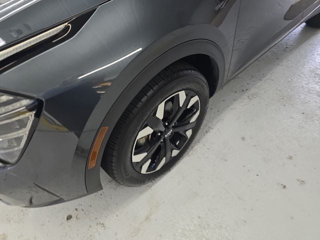 Pre-Owned 2024 Kia Sportage X-Line - photo - 8