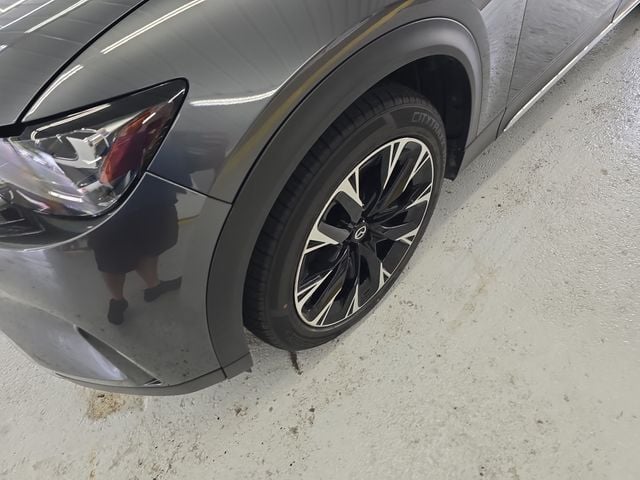 Pre-Owned 2024 Mazda CX-90 PHEV Premium - photo - 8