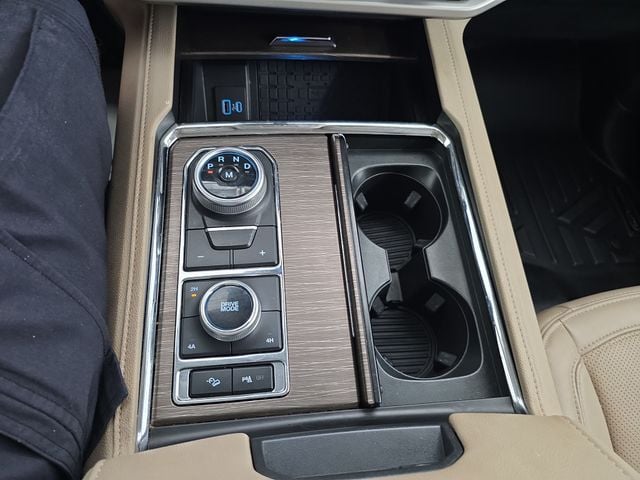 Pre-Owned 2024 Ford Expedition Limited - photo - 21
