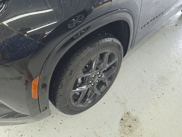 New 2026 Chevrolet Traverse RS - photo - 8
