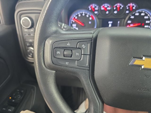 Pre-Owned 2023 Chevrolet Silverado 1500 Custom - photo - 17