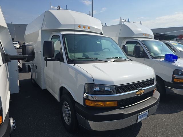 New 2026 Chevrolet Express 3500 Work Van - photo - 7