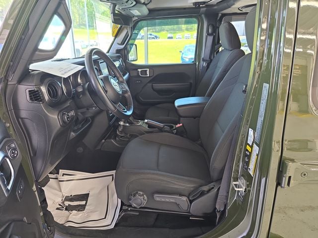 Pre-Owned 2022 Jeep Gladiator Sport - photo - 12