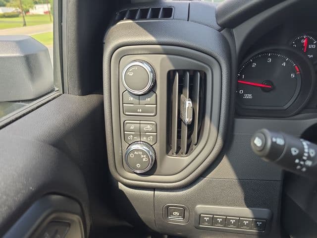 New 2026 GMC Sierra 3500HD Pro - photo - 16