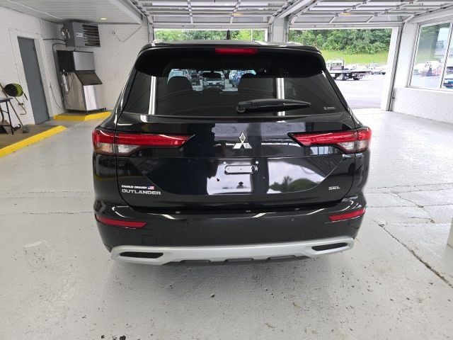 Pre-Owned 2024 Mitsubishi Outlander SEL - photo - 6
