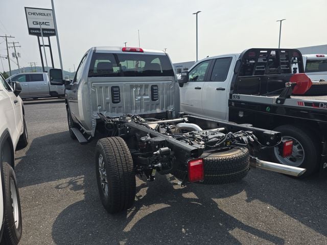 New 2026 GMC Sierra 3500HD Pro - photo - 2