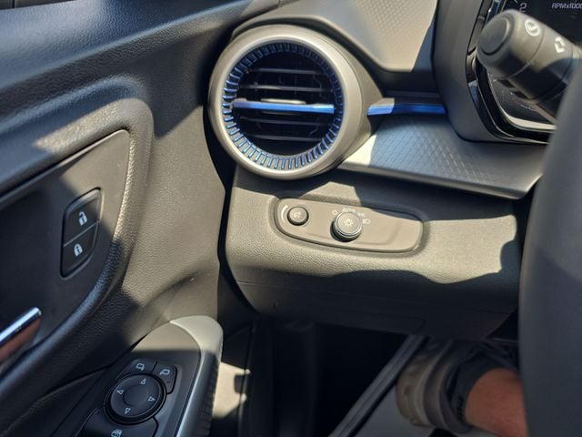 New 2026 Chevrolet Trax LS - photo - 18