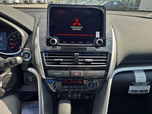 Pre-Owned 2025 Mitsubishi Eclipse Cross SEL - photo - 13