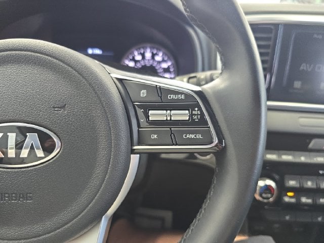 Pre-Owned 2021 Kia Sportage EX - photo - 17