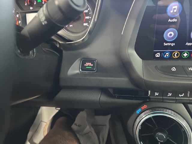 Pre-Owned 2024 Chevrolet Camaro 1LT - photo - 16
