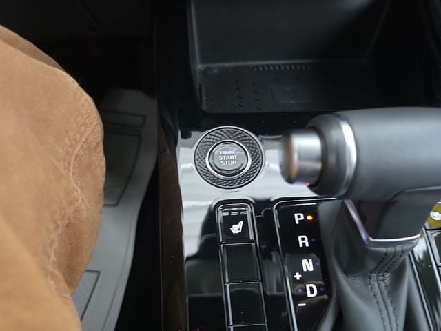 Pre-Owned 2025 Kia Niro EX - photo - 21