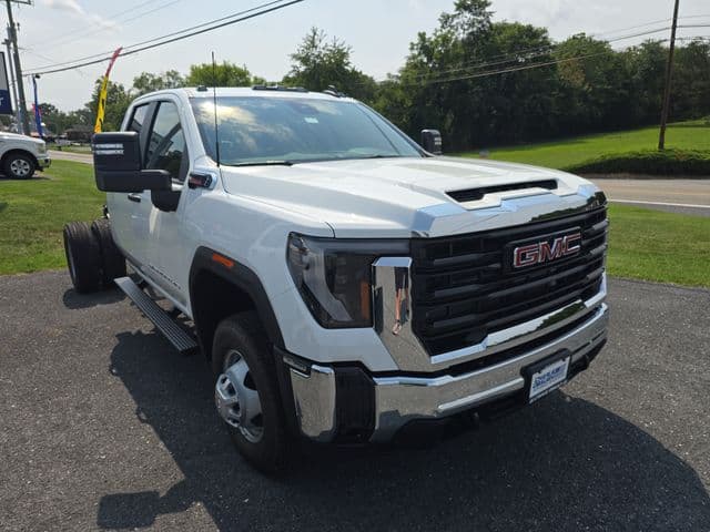 New 2026 GMC Sierra 3500HD Pro - photo - 6