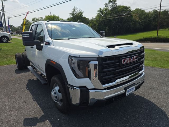 New 2026 GMC Sierra 3500HD Pro - photo - 6