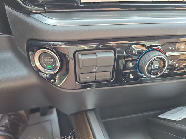 New 2026 Chevrolet Silverado 1500 High Country - photo - 21