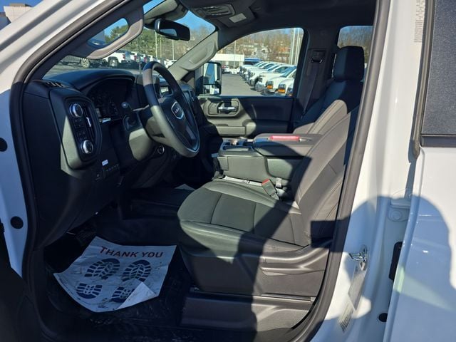 New 2026 GMC Sierra 3500HD Pro - photo - 12