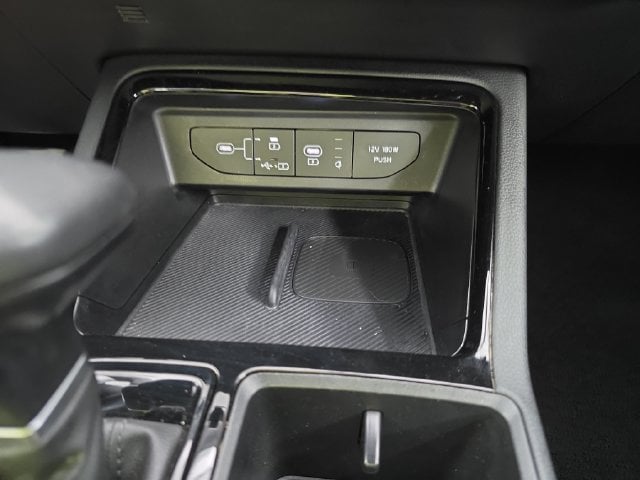 Pre-Owned 2025 Kia K5 GT - photo - 21