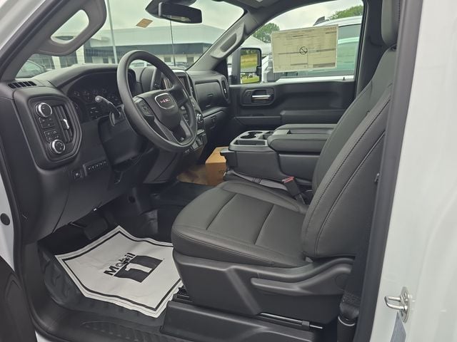 New 2026 GMC Sierra 3500HD Pro - photo - 9