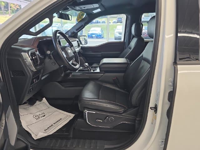 Pre-Owned 2023 Ford F-150 Lariat - photo - 12
