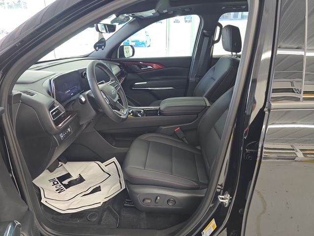 Pre-Owned 2026 Chevrolet Traverse Z71 - photo - 13