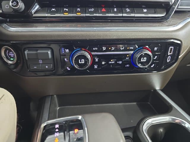 Pre-Owned 2024 Chevrolet Silverado 1500 LTZ - photo - 21