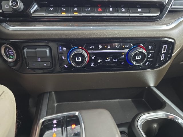 Pre-Owned 2024 Chevrolet Silverado 1500 LTZ - photo - 21