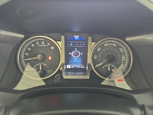 Pre-Owned 2023 Toyota Tacoma Limited - photo - 17