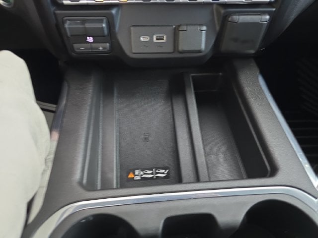 Pre-Owned 2021 Chevrolet Silverado 1500 LTZ - photo - 21