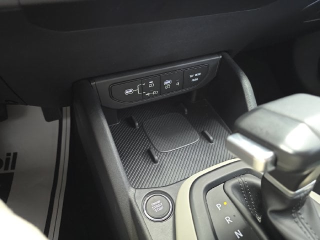 Pre-Owned 2025 Kia K4 GT-Line - photo - 20