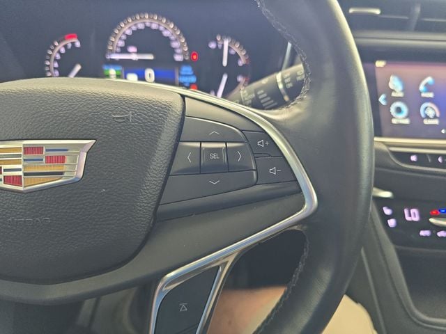 Pre-Owned 2017 Cadillac XT5 Premium Luxury - photo - 18
