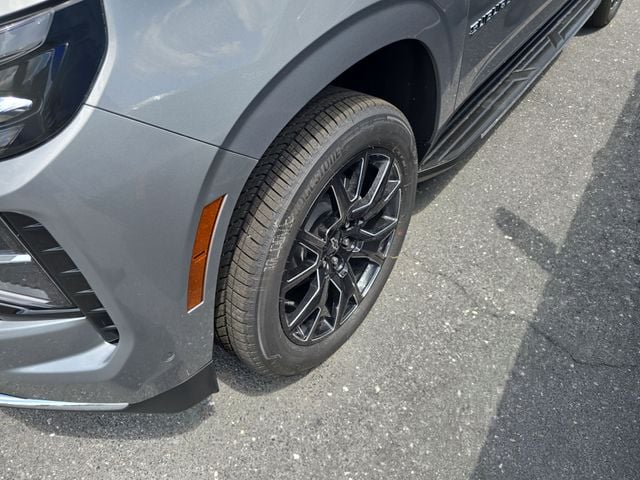 New 2026 Chevrolet Suburban Premier - photo - 8