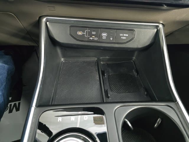 Pre-Owned 2025 Kia Carnival Hybrid EX - photo - 21