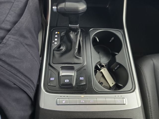 Pre-Owned 2025 Kia Carnival LXS - photo - 20