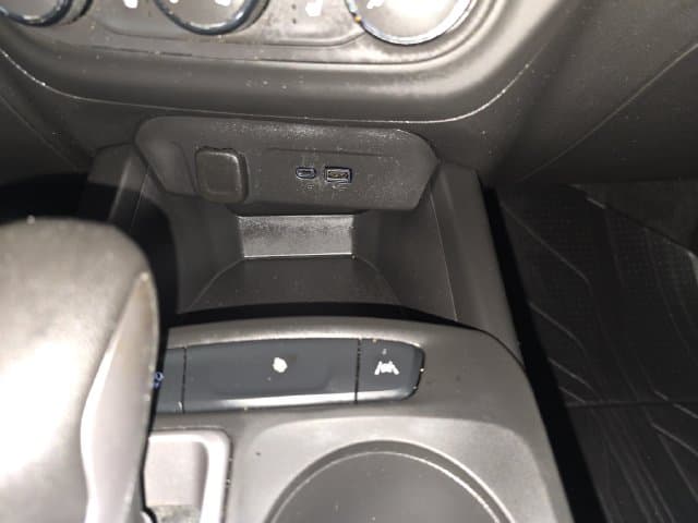 Pre-Owned 2024 Chevrolet Trax LS - photo - 20