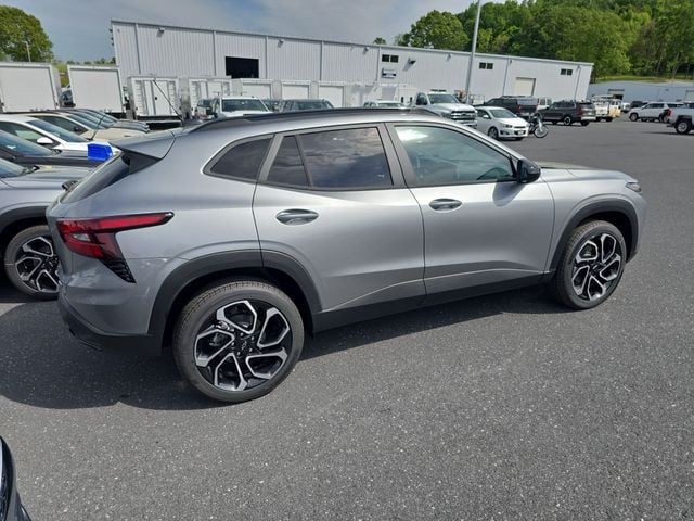 New 2026 Chevrolet Trax 2RS - photo - 5
