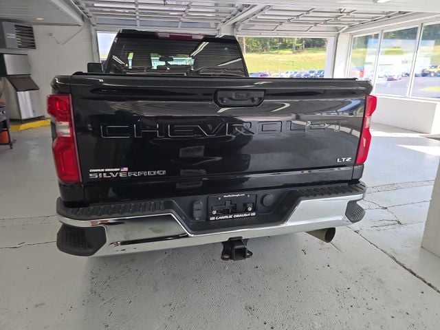 Pre-Owned 2023 Chevrolet Silverado 2500HD LTZ - photo - 3