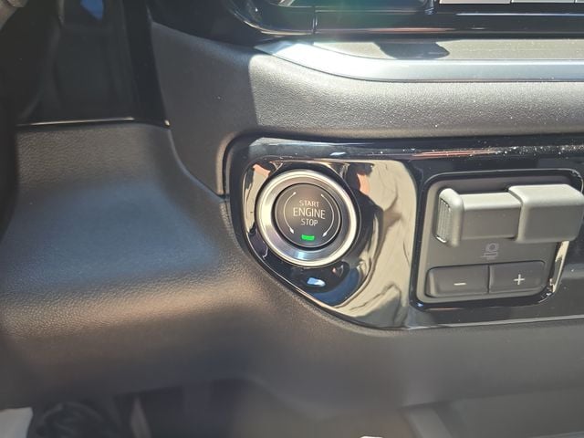 New 2026 Chevrolet Silverado 2500HD High Country - photo - 24