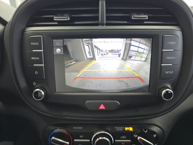Pre-Owned 2025 Kia Soul LX - photo - 15