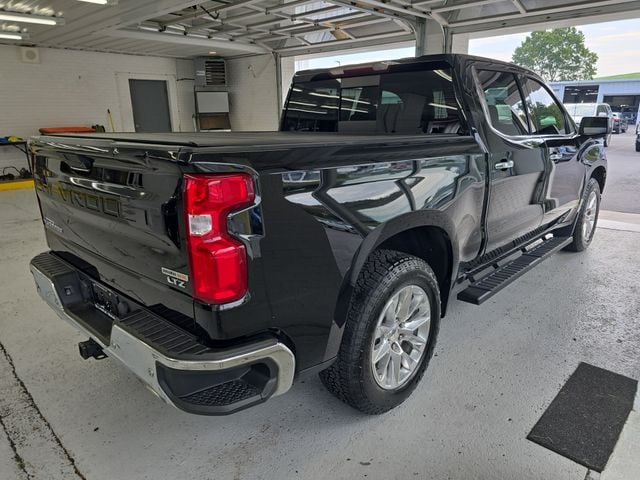 Pre-Owned 2021 Chevrolet Silverado 1500 LTZ - photo - 5
