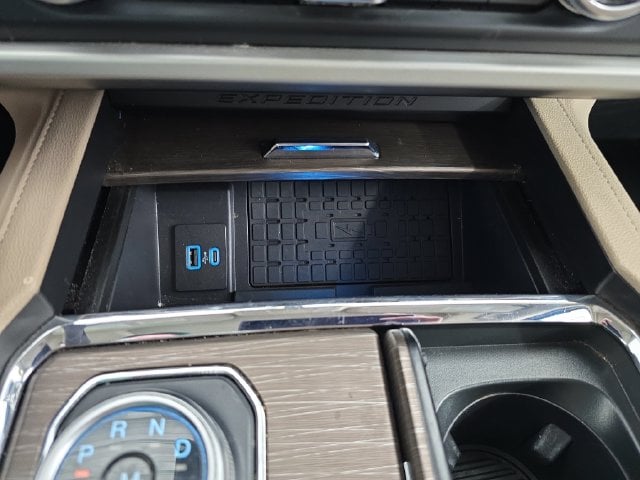 Pre-Owned 2024 Ford Expedition Limited - photo - 22
