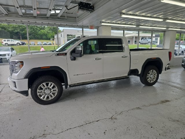 Pre-Owned 2023 GMC Sierra 3500HD Denali - photo - 1