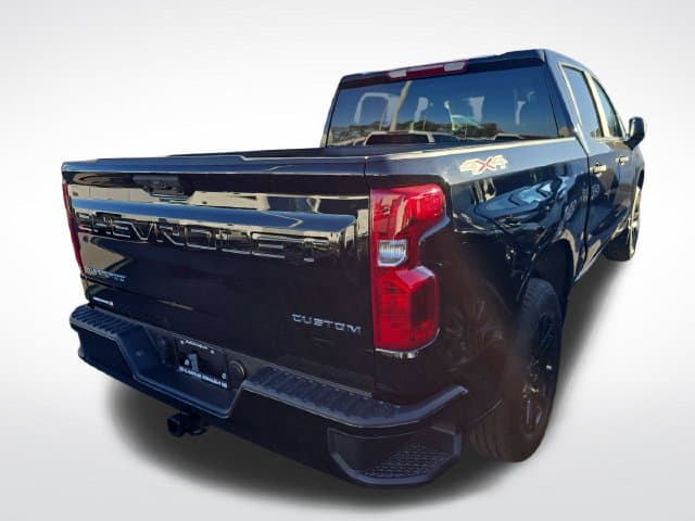 New 2026 Chevrolet Silverado 1500 Custom - photo - 5